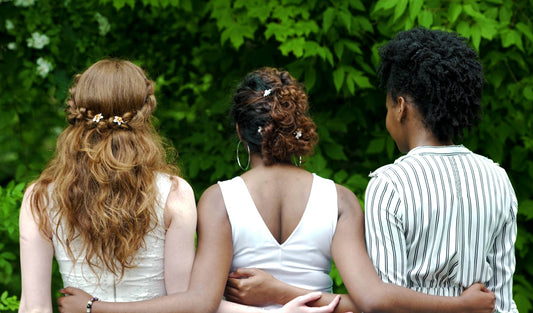 How-To Rock Ur Curls for Special Occasions